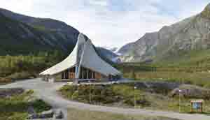Breheimsenteret glacier center in Jostedalen