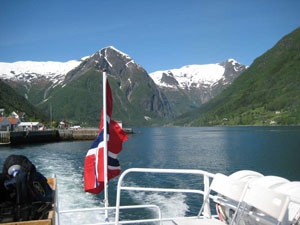 Fjordcruise med besøk på bremuseum og breen